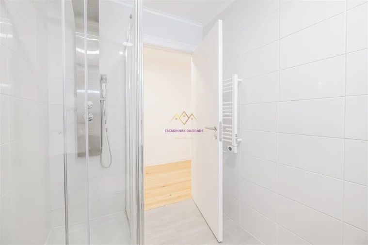 Prédio para Venda em União das Freguesias de Setúbal Foto 77