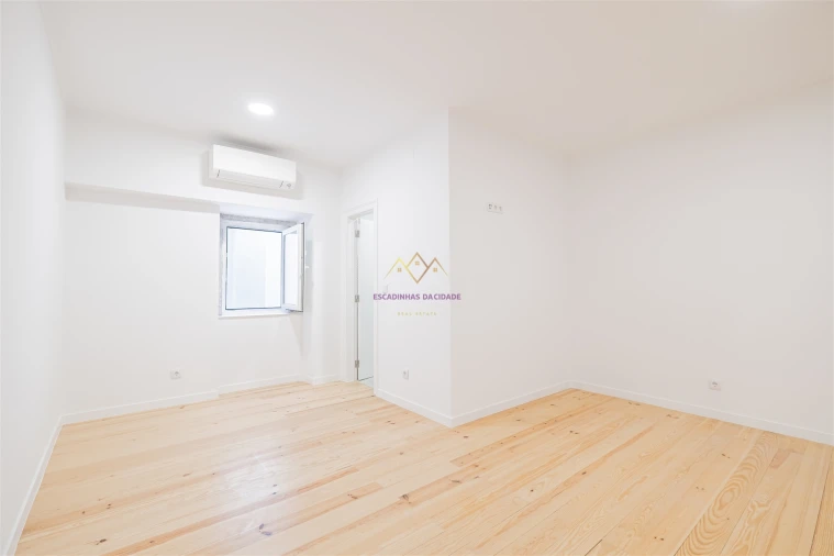 Prédio para Venda em União das Freguesias de Setúbal Foto 40