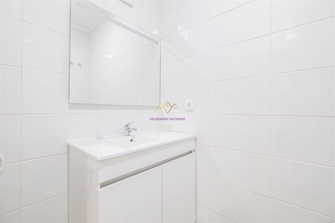 Prédio para Venda em União das Freguesias de Setúbal Foto 43