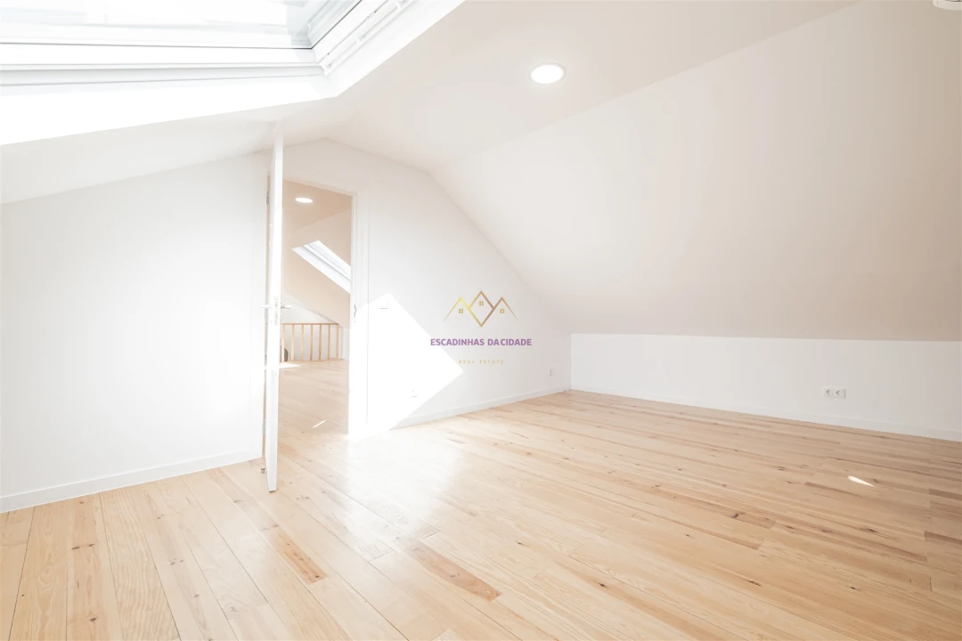 Prédio para Venda em União das Freguesias de Setúbal Foto 62