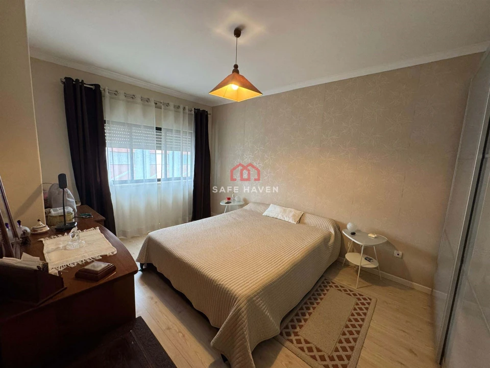 Apartamento T2 para Venda em Casal de Cambra Foto 4