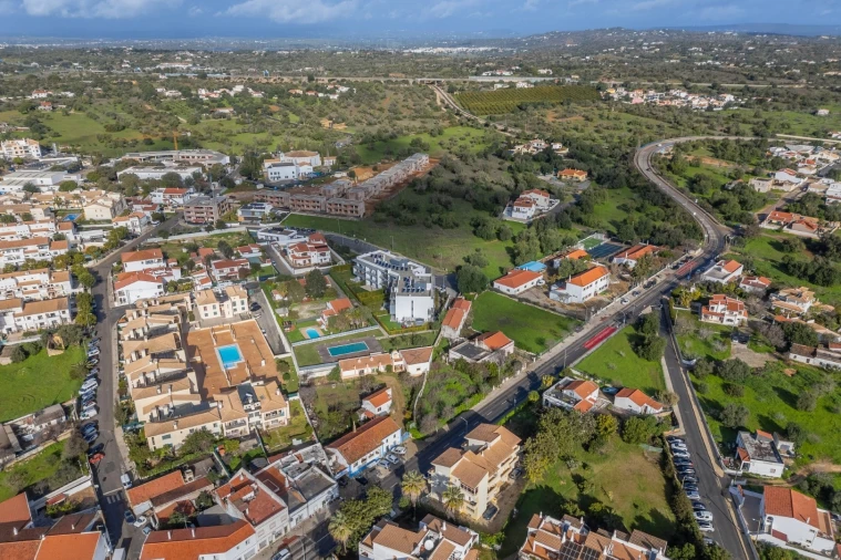 Apartamento T2 para Venda em Albufeira e Olhos de Água Foto 36