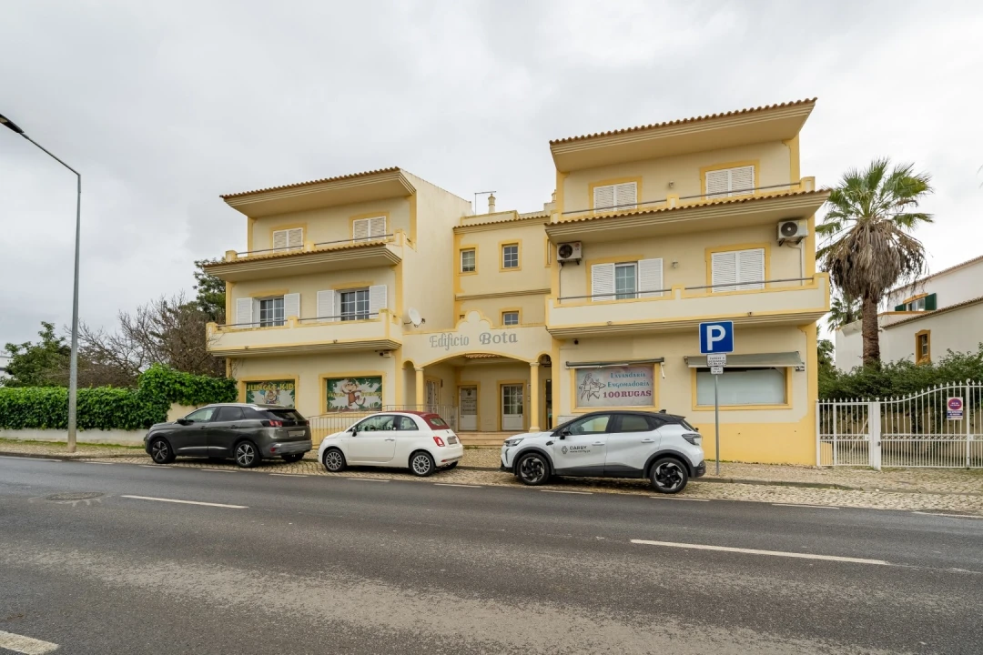 Apartamento T2 para Venda em Albufeira e Olhos de Água Foto 3