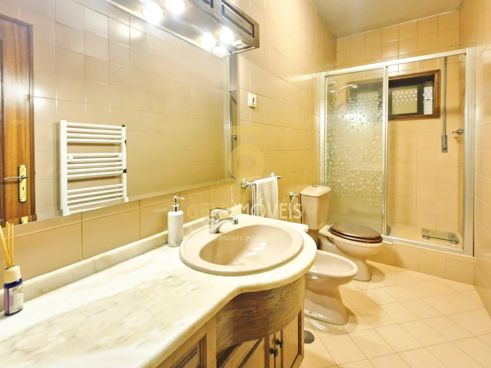 Moradia T3 para Venda em Escapães Foto 22