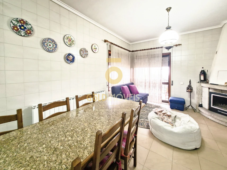 Moradia T3 para Venda em Escapães Foto 6