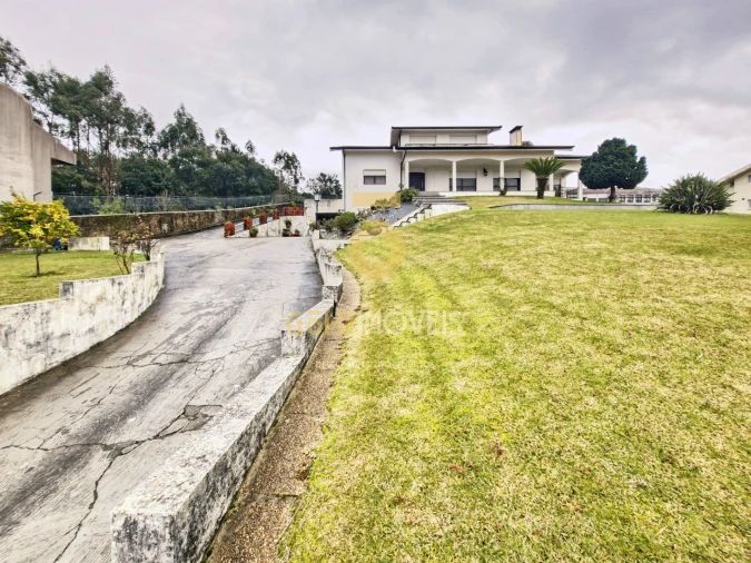 Moradia T3 para Venda em Escapães Foto 45