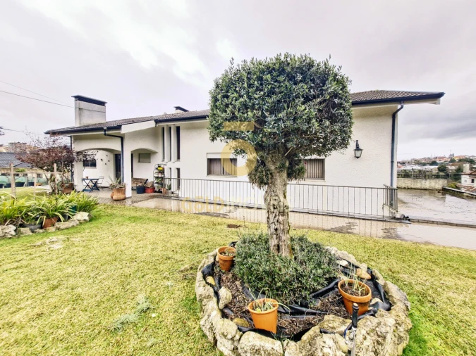 Moradia T3 para Venda em Escapães Foto 43