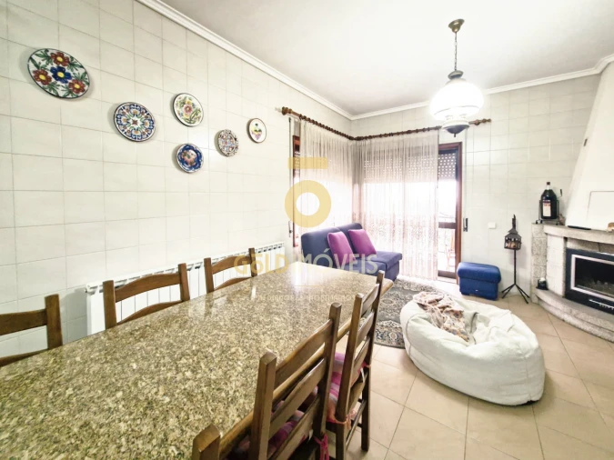 Moradia T3 para Venda em Escapães Foto 6