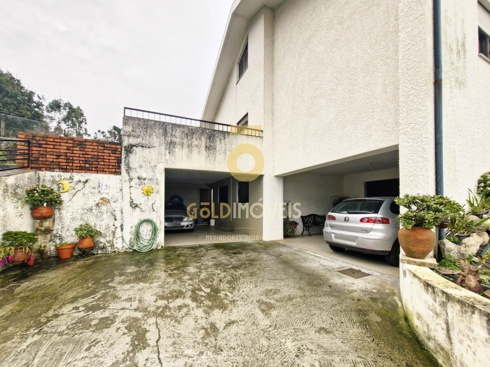 Moradia T3 para Venda em Escapães Foto 37