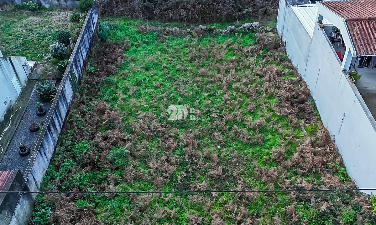 Terreno para Venda em Gondifelos, Cavalões e Outiz Foto 1