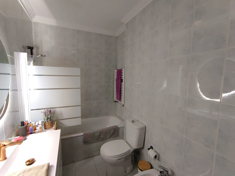 Apartamento T1 para Arrendamento em Aguas Santas Foto 14