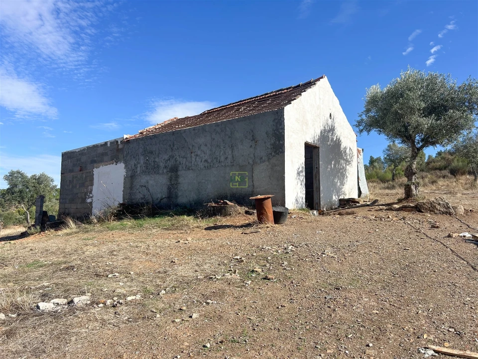 Quinta T0 para Venda em Aranhas Foto 23