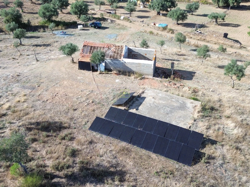 Quinta T0 para Venda em Aranhas Foto 3