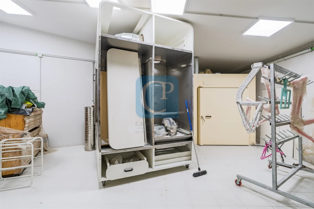 Loja para Venda em Cedofeita, Santo Ildefonso, Sé, Miragaia, São Nicolau e Vitória Foto 10