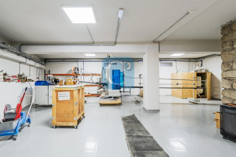 Loja para Venda em Cedofeita, Santo Ildefonso, Sé, Miragaia, São Nicolau e Vitória Foto 21