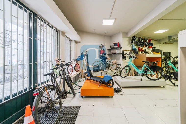 Loja para Venda em Cedofeita, Santo Ildefonso, Sé, Miragaia, São Nicolau e Vitória Foto 1