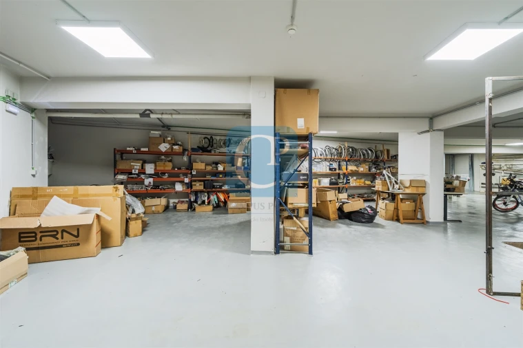 Loja para Venda em Cedofeita, Santo Ildefonso, Sé, Miragaia, São Nicolau e Vitória Foto 18