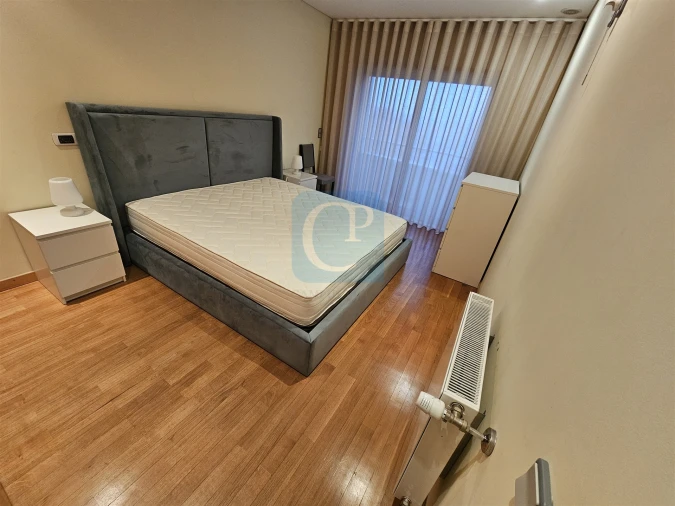 Apartamento T2 para Arrendamento em Rio Tinto Foto 7