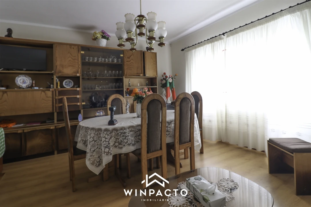 Apartamento T3 para Venda em Nelas Foto 4