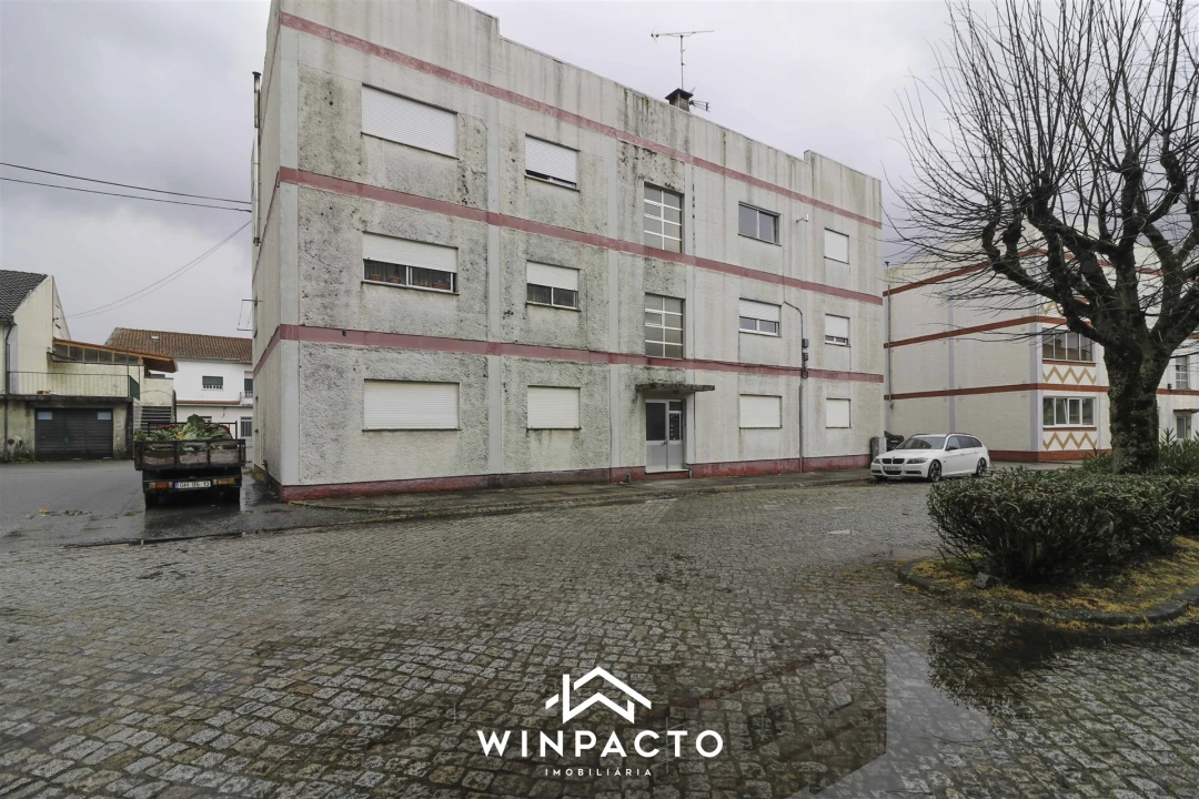 Apartamento T3 para Venda em Nelas Foto 1