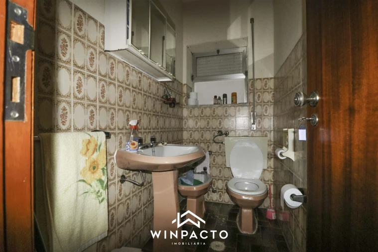 Apartamento T3 para Venda em Nelas Foto 8