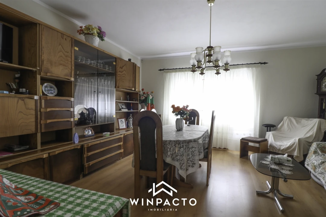 Apartamento T3 para Venda em Nelas Foto 5