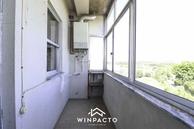 Apartamento T4 para Venda em Nelas Foto 12