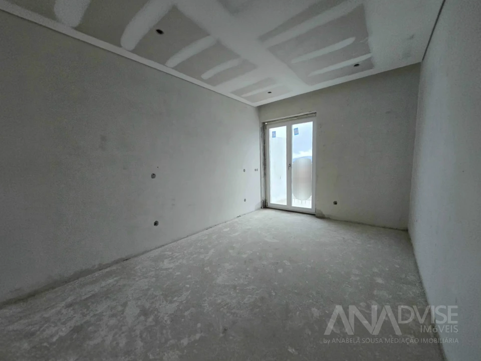 Apartamento T2 para Venda em Viseu Foto 8