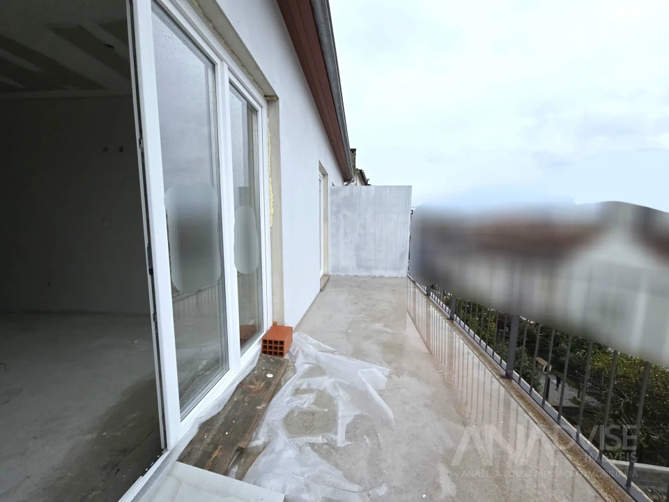 Apartamento T2 para Venda em Viseu Foto 9