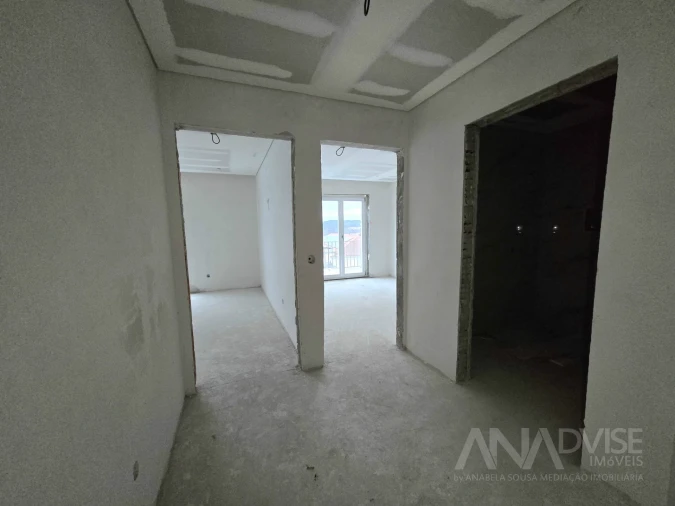 Apartamento T2 para Venda em Viseu Foto 6