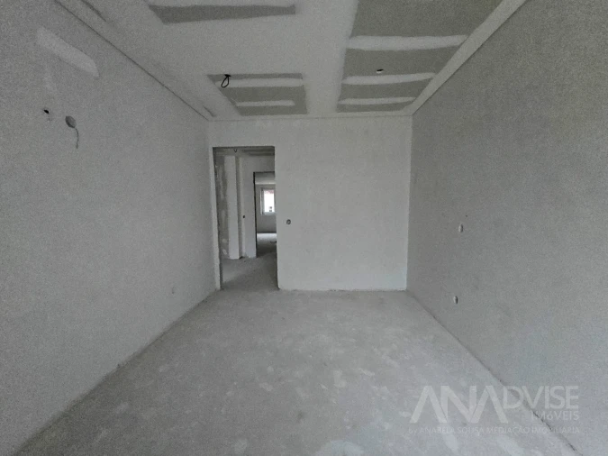 Apartamento T2 para Venda em Viseu Foto 11