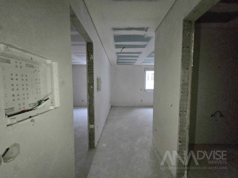 Apartamento T1 para Venda em Viseu Foto 5