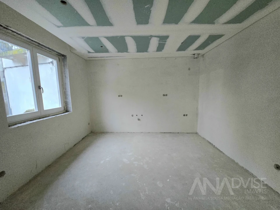 Apartamento T1 para Venda em Viseu Foto 1