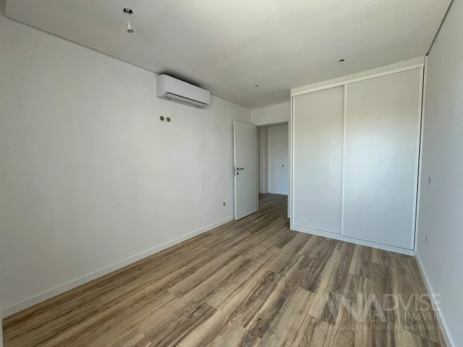 Apartamento T2 para Venda em Viseu Foto 20