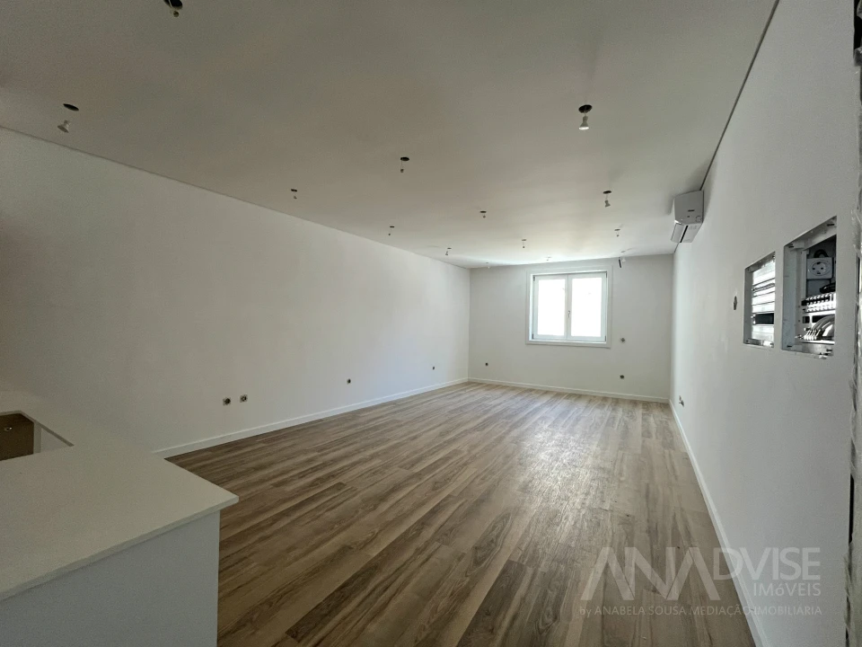 Apartamento T2 para Venda em Viseu Foto 5