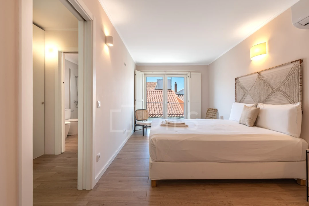 Moradia T2 para Venda em Santa Maria do Castelo e Santiago e Santa Susana Foto 9