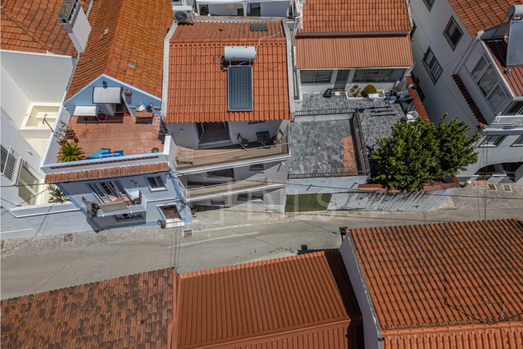 Moradia T2 para Venda em Santa Maria do Castelo e Santiago e Santa Susana Foto 21