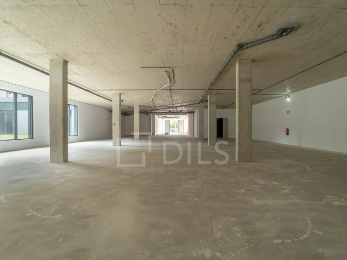 Loja para Venda em São Mamede de Infesta e Senhora da Hora Foto 18