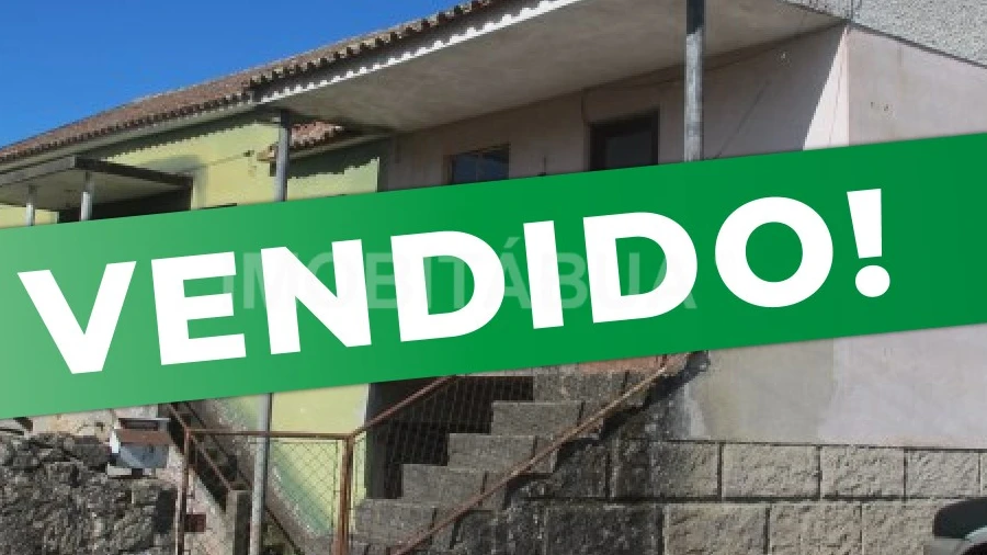 Moradia T6 para Venda em Travanca de Lagos