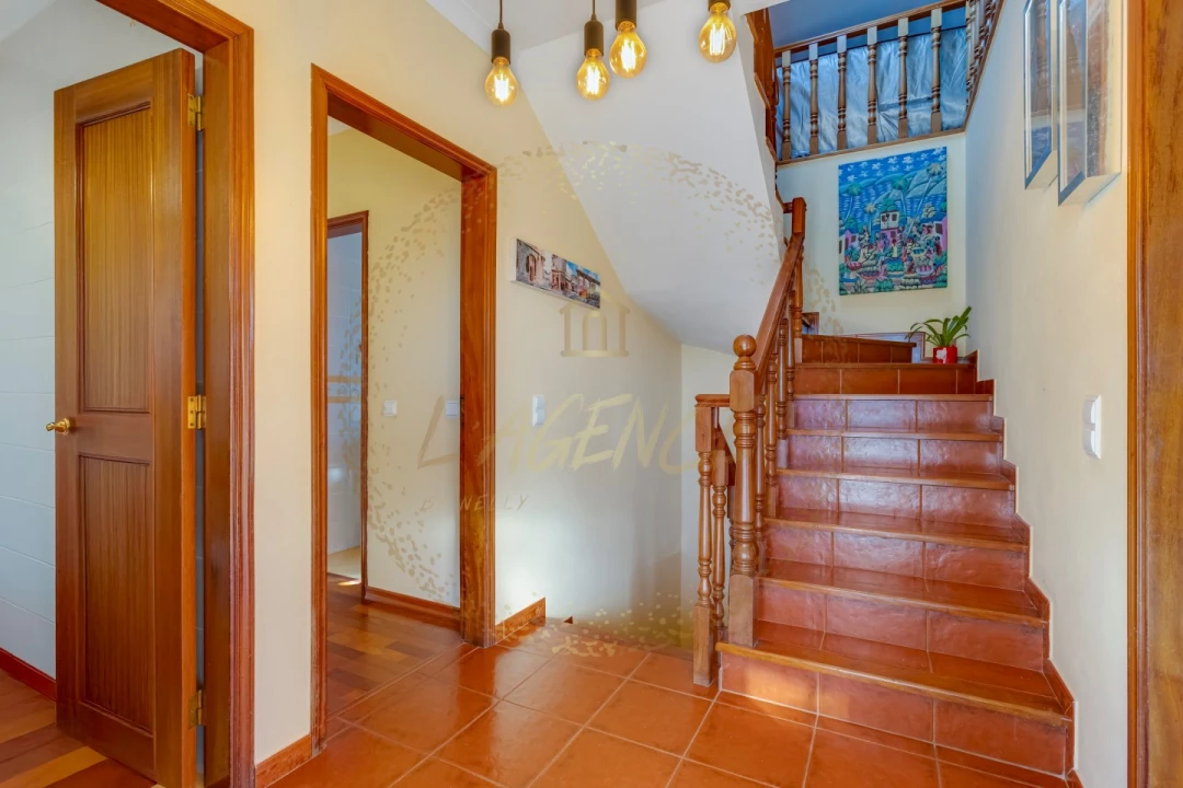 Moradia T3 para Venda em Odiaxere Foto 20