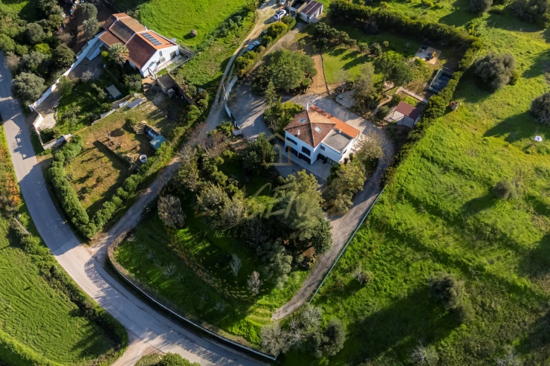 Moradia T3 para Venda em Odiaxere Foto 34