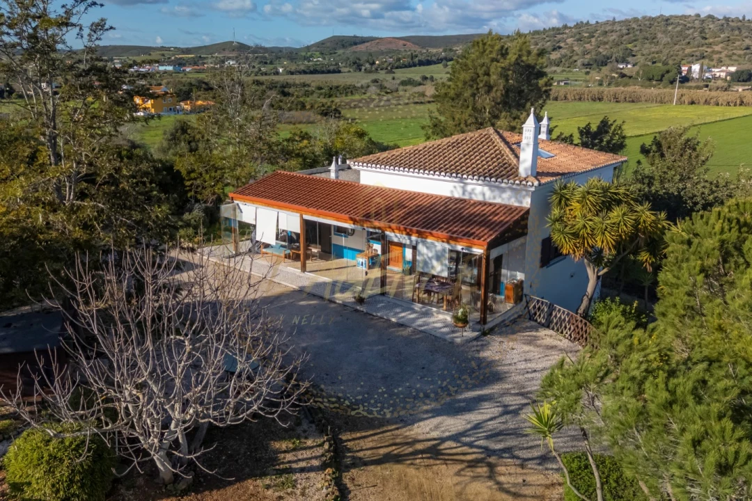 Moradia T3 para Venda em Odiaxere Foto 31