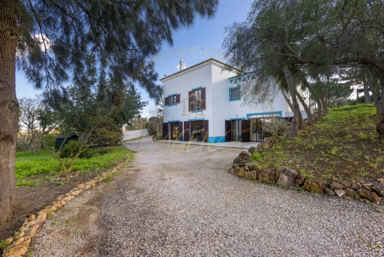 Moradia T3 para Venda em Odiaxere Foto 10