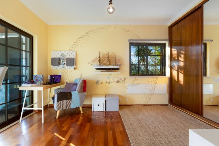 Moradia T3 para Venda em Odiaxere Foto 17