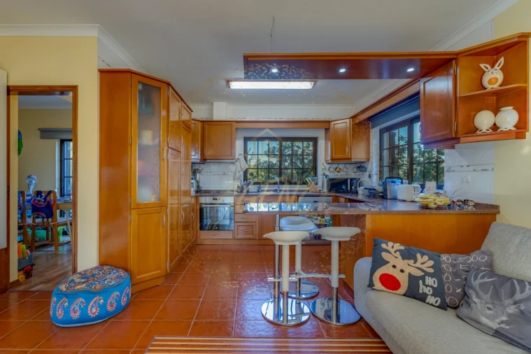 Moradia T3 para Venda em Odiaxere Foto 13