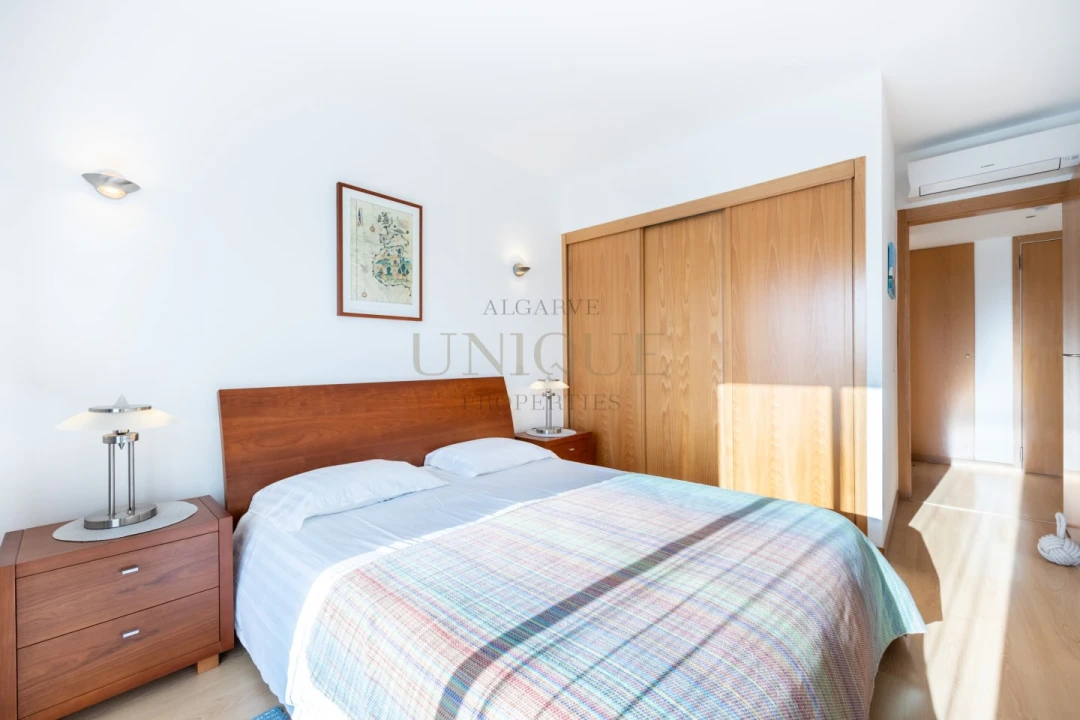 Apartamento T1 para Venda em Lagos (São Sebastião e Santa Maria) Foto 12