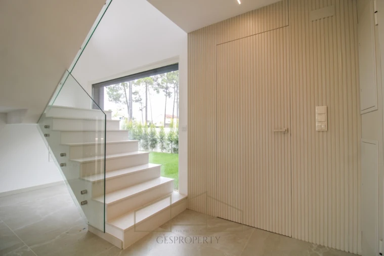 Moradia T4 para Venda em Charneca de Caparica e Sobreda Foto 22