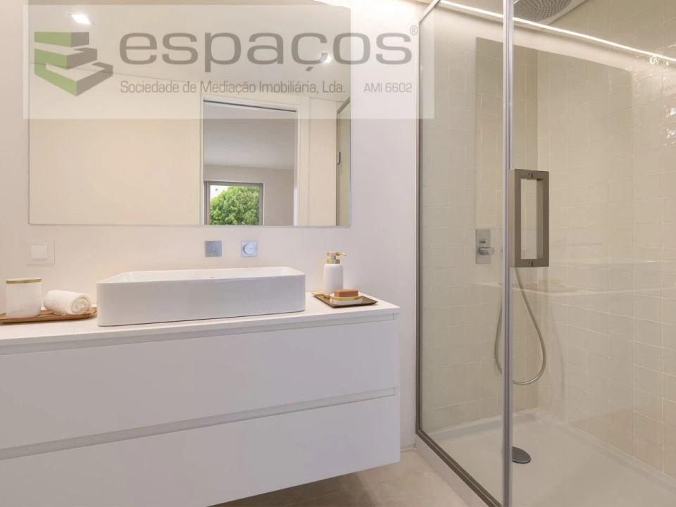 Apartamento T2 para Venda em Olivais Foto 10