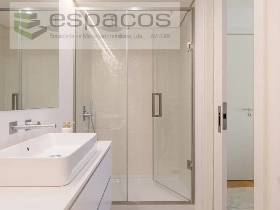 Apartamento T2 para Venda em Olivais Foto 11