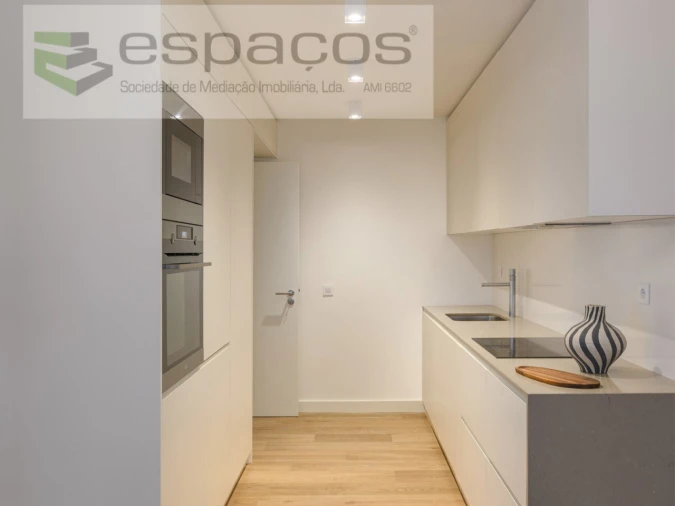 Apartamento T2 para Venda em Olivais Foto 6